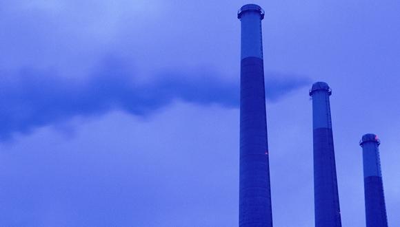 שימוש ברשומות מידע סביבתי ככלי מדיניות להפחתת פליטות תעשייתיות: מחקר משווה