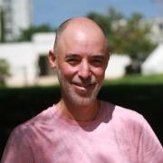 ד"ר ערן תמיר-הפקולטה למדעי הרוח